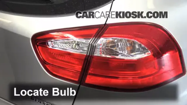 2012 Kia Rio5 LX 1.6L 4 Cyl. Éclairage Feux de position arrière (remplacer ampoule)